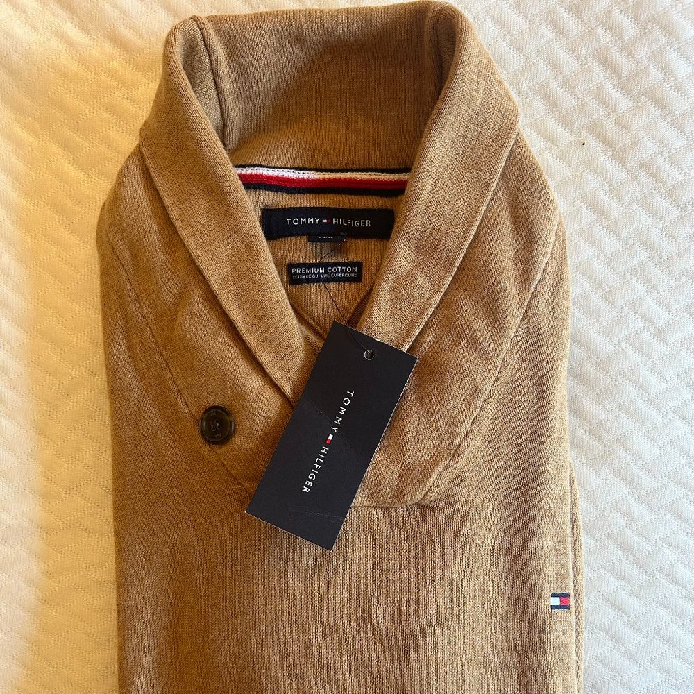 NWT! Tommy Hilfiger Men's S Tan Cardigan Sweater